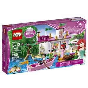 LEGO Disney Princess Ariel’s Magical Kiss 41052